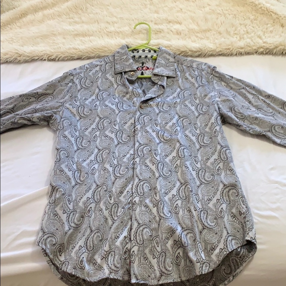 Robert Graham button down silver paisley
